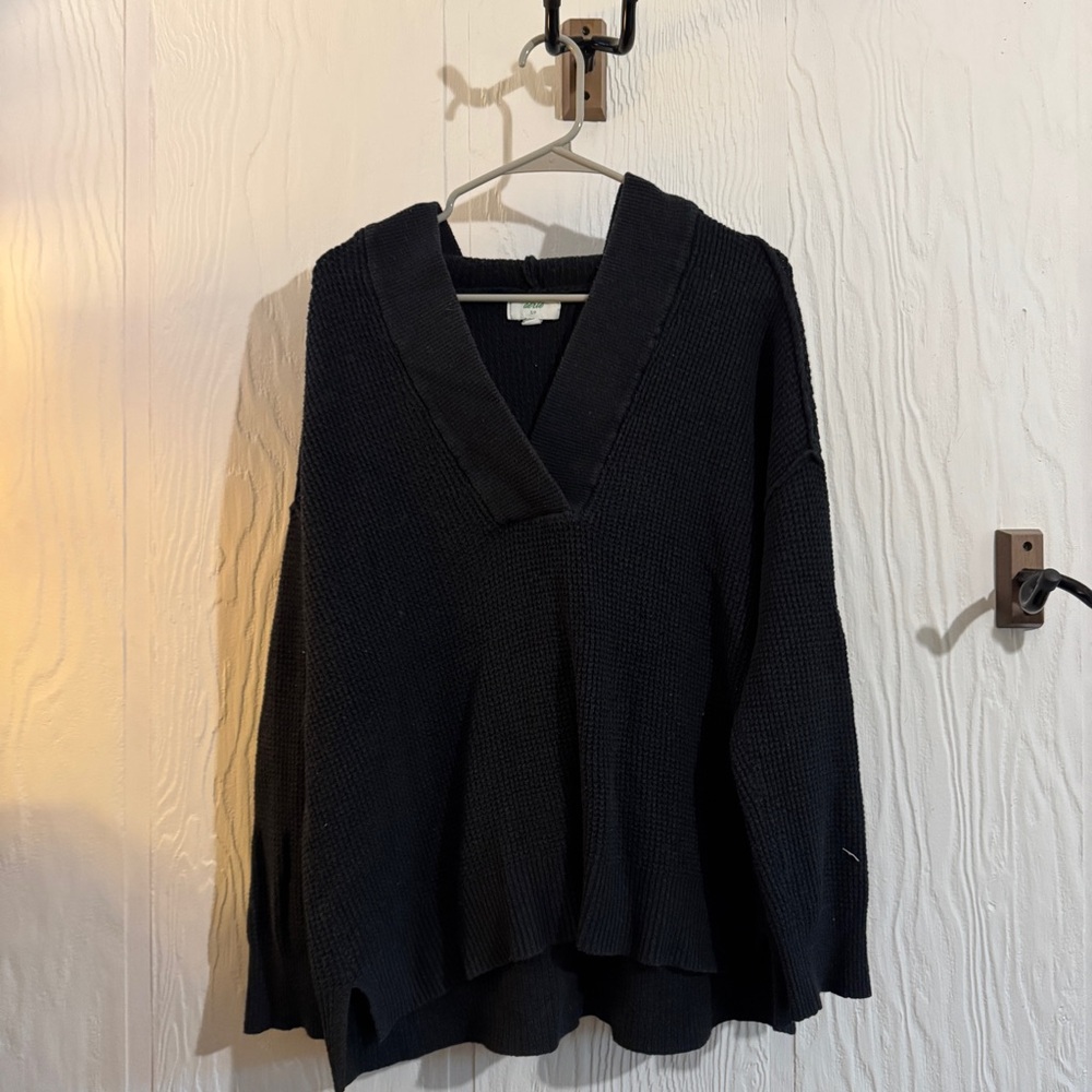 Aerie Black V-Neck Women's Sweater